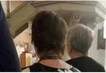 Žena je postala hit na Fejsu zbog majice u kojoj je došla na misu, morate vidjeti što je obukla