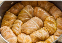 Evo kako da se sarma ne raspadne tokom kuhanja: Ovako se pravilno savija i uspijeva čak i početnicima