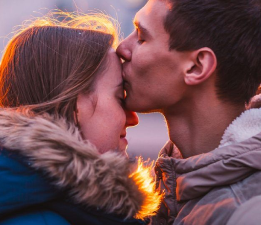 NIJEDNA PAMETNA ŽENA NE PRISTAJE NA OVO: 5 stvari koje ni u ludilu ne treba raditi za muškarca!