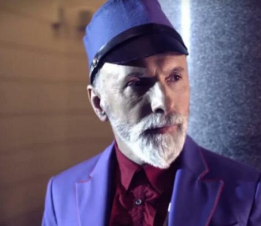 MERLINOVA MAJKA BULA NIJE BILA ODUŠEVLJENA KADA SU MU NA BAJRAM DOŠLI ČOLA I BREGA: Uvredila ih je jednom rečenicom