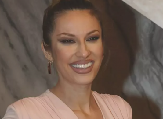 Udaje se Rada Manojlović: Pjevačica najavila svadbu, ali i dolazak bebe, niko srećniji od njenog oca