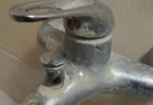 Trik za ČIŠĆENJE KAMENCA se širi kao zaraza: Srpska influenserka otkrila caku – ne treba vam NI VODA, samo 1 stvar koju SVI imamo