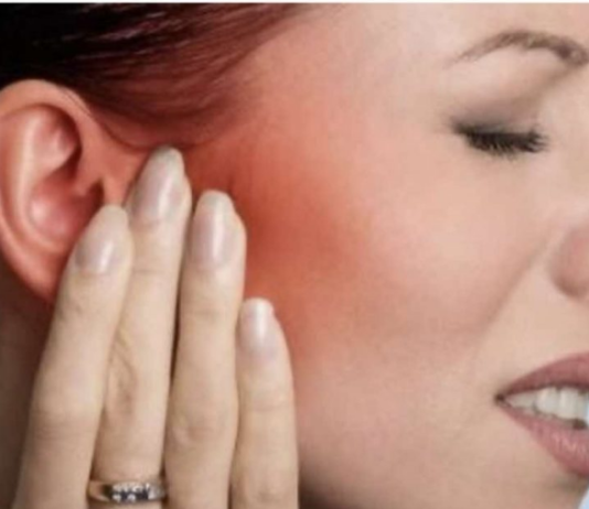 DA LI VAM ZUJI U UŠIMA? OVO JE RAZLOG – Evo na šta vas organizam ovako upozorava