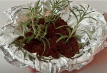 JEDNOSTAVNO zabodite ruzmarin u kafu! EFEKAT je zapanjujuć!