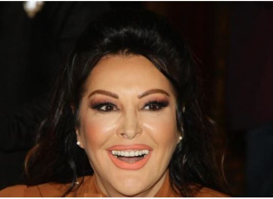 NEPREPOZNATLJIVA! Dragana Mirković ŠOKIRALA izgledom – Duga crna kosa nestala, pogledajte što je učinila! (FOTO)