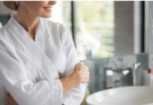 Ceo život pogrešno nosite bademantil: Ostaćete šokirani kada budete videli kako se pravilno vezuje