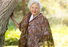 Sa 102 godine i dalje ide na posao: Ima savet za dug život, žene obratite pažnju