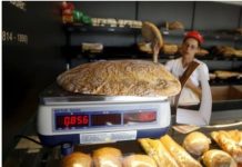 ISKUSNI PEKAR OTKRIO – STAVITE 1 SASTOJAK U TIJESTO: Hljeb i kifle dugo ostanu svježe i NEĆE SE MRVITI