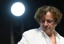 Goran Bregović je 32 godine sa Dženanom u braku, dok 14 žive odvojeno: Evo kako izgledaju i čime se bave njihove ćerke