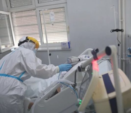 OVA ZARAZA PRIJETI NAM IZ VODE, OGLASIO SE BATUT Kreće sa glavoboljom, a završava teškom UPALOM PLUĆA od koje ljudi padaju u krevet