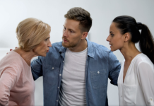 PROŠLOG BOŽIĆA SAM PRED SVIMA PONIZILA SVEKRVU TAKO DA SE PUŠILA 3 DANA: Muž je poludeo, ali nije mi žao, evo šta mi je uradila