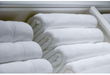 UBACITE OVAJ SASTOJAK U MAŠINU I GOTOVO: Najprostiji i najjeftiniji trik da vešu VRATITE IZGUBLJENU BJELINU, a peškiri će biti premekani