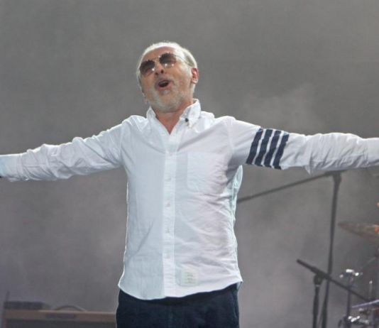 PRIČA O ŽENI KOJOJ JE POSVEĆENA MERLINOVA PESMA “DA ŠUTIŠ” : Bili su srećan par, ali je veliku ljubav okončala TRAGEDIJA