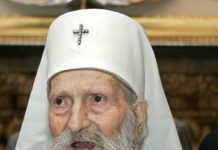 Dugovnik otkrio ko ne sme nikad da se pričesti, jer mu to ne ide na spasenje, već na osudu: Patrijar Pavle smatrao da nesrećni ljudi ovako mogu naći pravi put