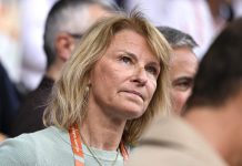 Dijana Đoković ne veruje šta vidi: Sina joj je odvela u inostranstvo, a sad se s drugim muškarcem dopisuje JAVNO (FOTO)