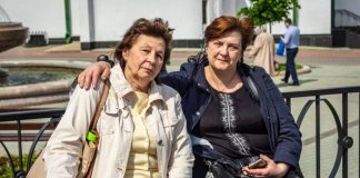 Sestra i ja smo same negovale bolesne roditelje, a brat im ni na sahranu nije došao: Kad su umrli rekao je – moje je nasledstvo, jedino sam muško
