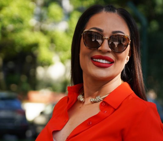 Ceca roditeljima sagradila dvorac: O Mirinoj i Slobinoj kući posle renoviranja priča cela Žitorađa FOTO