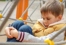 Ovo su 3 roditeljske greške na koje se deca najviše žale kod terapeuta: Nesvesno im tako naškode