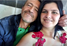 Kad mu je žena umrla BOSANAC zaveo 25 GODINA MLAĐU: Ona se razvela i sada čuva njegovih 10 djece u kući bez struje