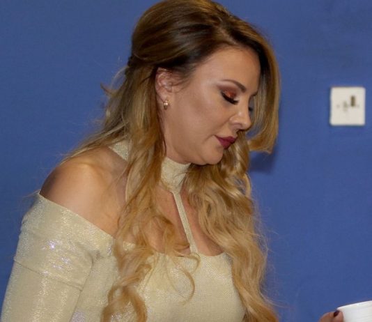 Rekla sam mu da sam trudna sa drugim, pao je sa stolice: Ispovest pevačice – Plakala sam što voljenom nisam podarila sina