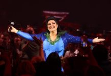 OVO JE PORODICA DRAGANE MIRKOVIĆ! Svi došli da podrže najvažniju ženu u njihovim životima, evo kako izgledaju