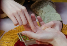 Samo zaista posebni ljudi imaju ovaj simbol na levom dlanu, njima se smeši veliki uspeh u životu, bogatstvo i sreća