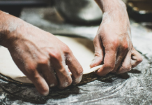 Kako da kora za pitu bude savršeno tanka i elastična? Tajna nije u brašnu, već u ovome