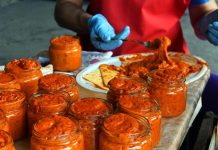 Najtraženiji recept: Ajvar bez ljuštenja paprika, cela tegla otići će za tren oka, ovo morate probati