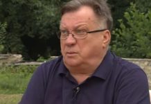 Pogledao je u ogledalo i tako shvatio: Halidu se pojavio simptom koji ukazuje na tešku bolest