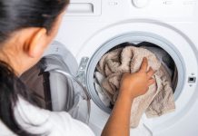 Posivjeli veš postaće bijel kao snijeg već nakon prvog pranja: SAMO STAVITE 1 STVARČICU U VEŠ MAŠINU