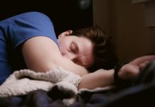 Liječnik otkrio trik za uspavljivanje u samo nekoliko minuta: ‘Ovo mi je promijenilo život’