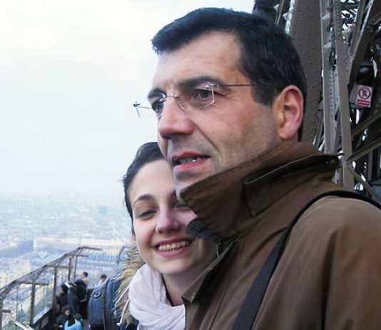 Komšije su od šoka ZANEMELE kad su saznali šta se desilo u kući: TE VEČERI JE NESTALA CELA PORODICA I CEO GRAD JE PLAKAO!