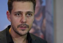 “Ne možeš danas biti feministkinja, a sutra princeza koja traži zaštitu”: Ruskinje bacaju drvlje i kamenje na Miloša Bikovića zbog ovih reči! Evo šta mu kažu