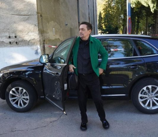 Kebu ujeo pas prije snimanja Zvezda Granda