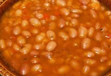 U vodi, nikako: Grah prije kuhanja bolje potopite u ovu 1 namirnicu