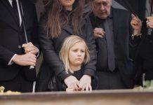 Treba li decu voditi na groblje? Psiholog odgovara da li će im ostati traume i kako im najbolje objasniti pojam smrti