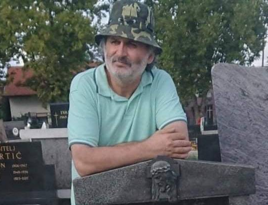 Ovako nešto postoji samo u Srbiji! Kada vide ovaj spomenik moraju da ga slikaju! Kada vidite šta piše dole Š0KIRAT ĆETE SE!