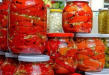 Kako se pravilno STERILIŠU tegle i flaše za ZIMNICU: Uradite ovako i nikad se više neće kvariti