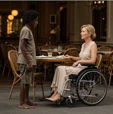 Siromašni dečak tražio ostatke hrane – njen odgovor je promenio sve!