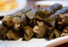 Samo ovako se pravi zaprška za sarmu: Kuhar otkrio caku zbog koje miriše kao kod bake