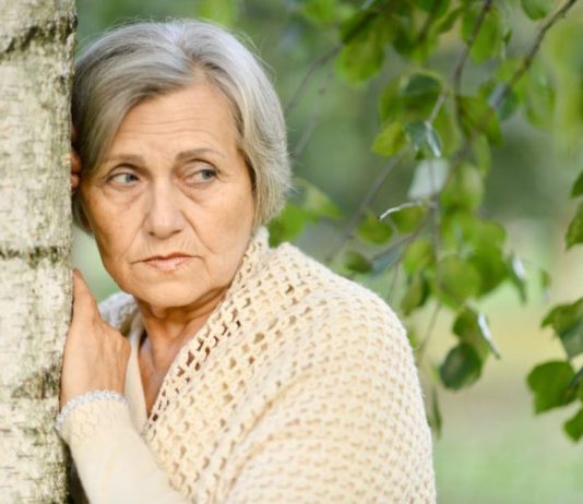 Vikao je na majku zbog novca, ali tri dana kasnije pronašao je nešto što ga je slomilo