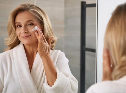 DA LI ČITATE DEKLARACIJE NA KOZMETICI? Naučite da prepoznate proizvode koji mogu biti ŠTETNI za kožu