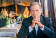 Dijete koje niko nije razumio i žena koja je odbila da ode: Priča o boli, moći i viđenju