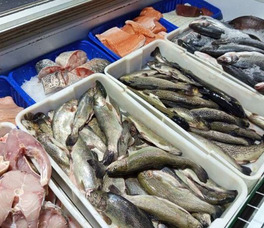 Ovo je glavni razlog: Znate li zašto se oslić uvijek prodaje bez glave