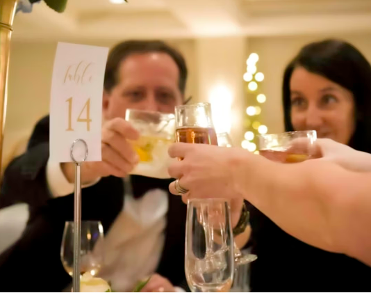 Zamolili su me da sjednem u drugi red — a onda je jedna rečenica promijenila cijelu večer