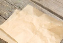 Zašto je papir za pečenje najveća greška u kuhinji? Opasan je po zdravlje, a svi ga masovno koriste