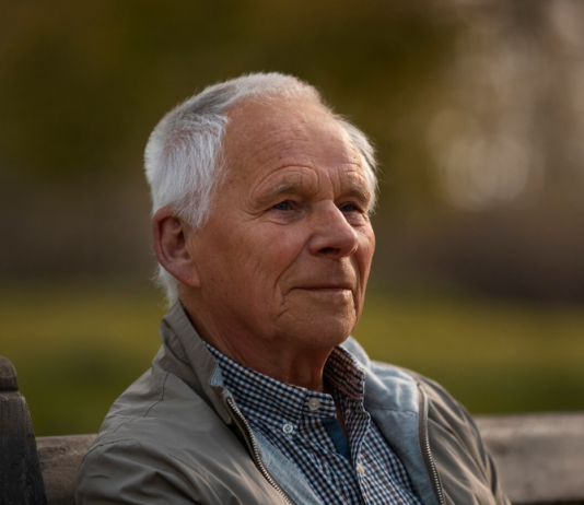 Neočekivana ljubav u poznim godinama: noć koja je zauvek promenila našu porodicu