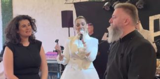 “Bilo nekad kad sam bio mlađi”: Otac Predrag Popović iznenadio goste na proslavi 20 godina braka