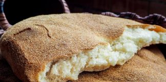 Arapski hleb od griza: Pecivo na koje ćete se navući!