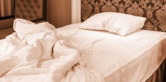 6 znakova da u krevetu imate grinje